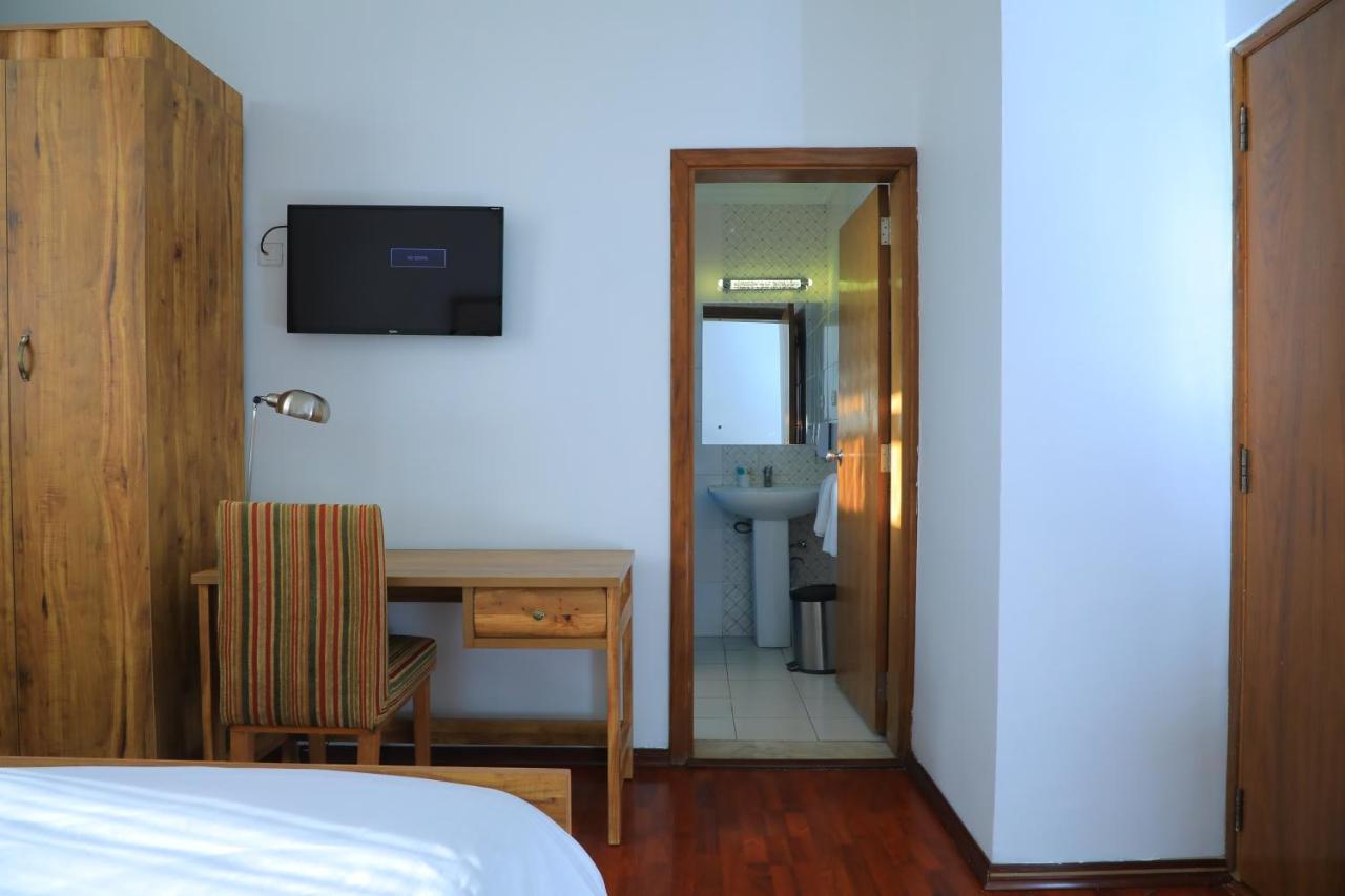 Victoria Hotel Apartment Addis Ababa Bagian luar foto